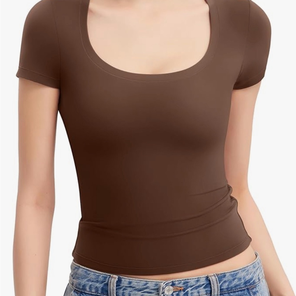 Pumiey crop top T - NEw